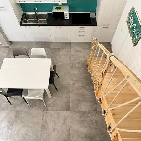 Smeraldo Apartment *